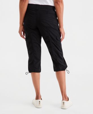 Women's Mid-Rise Cargo Capri Pants