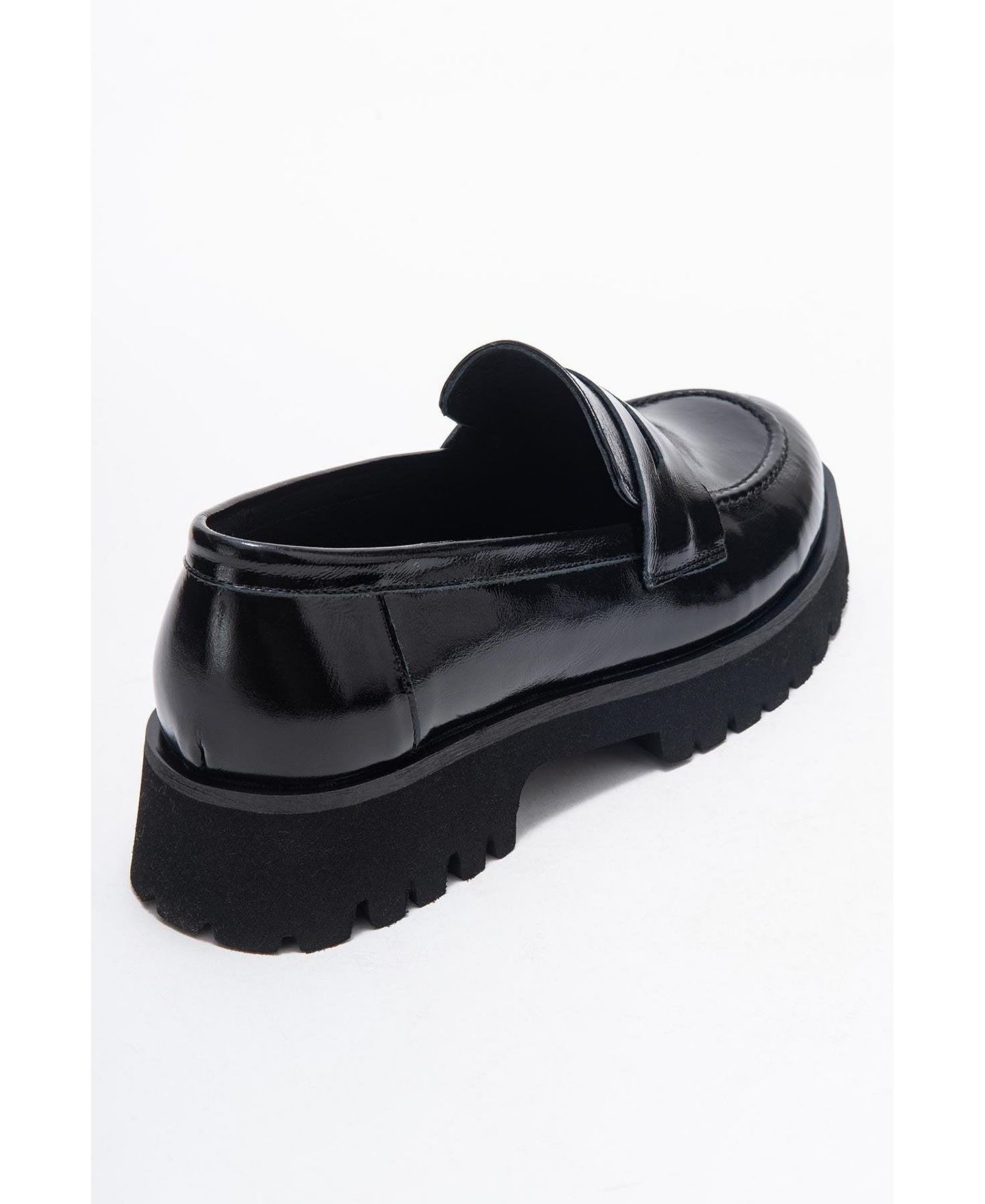 Женские туфли Forever & Always Shoes Vionel Leather Loafer, цвет: Чёрная лаковая кожа — фото 4