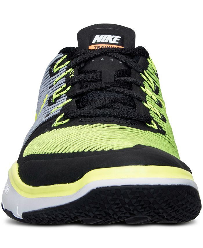 men's free train versatility running shoes
