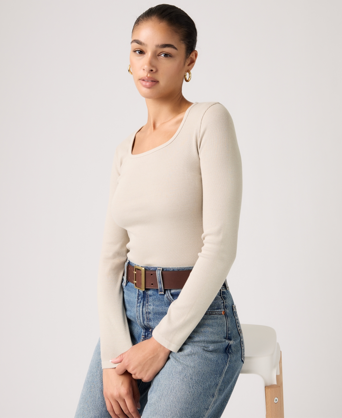Levi's Juniors' Essential Scoop Neck T-Shirt