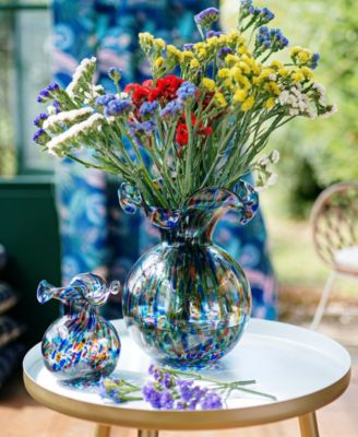 Hibiscus 96 oz. Glass Carnevale Medium Fluted Vase