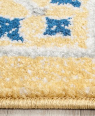 Evoke EVK251B Gold/Ivory 8' x 10' Area Rug