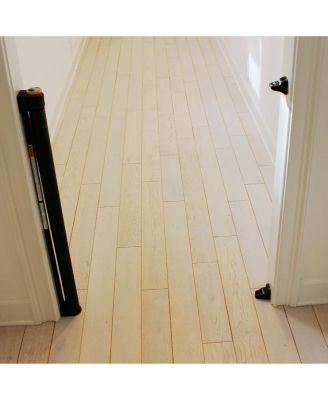 Child & Pet Retractable Safety Gate - Black