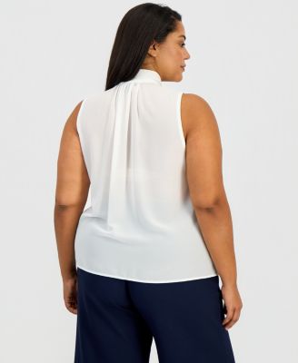 Plus Size Sleeveless Ruffled Bow Blouse