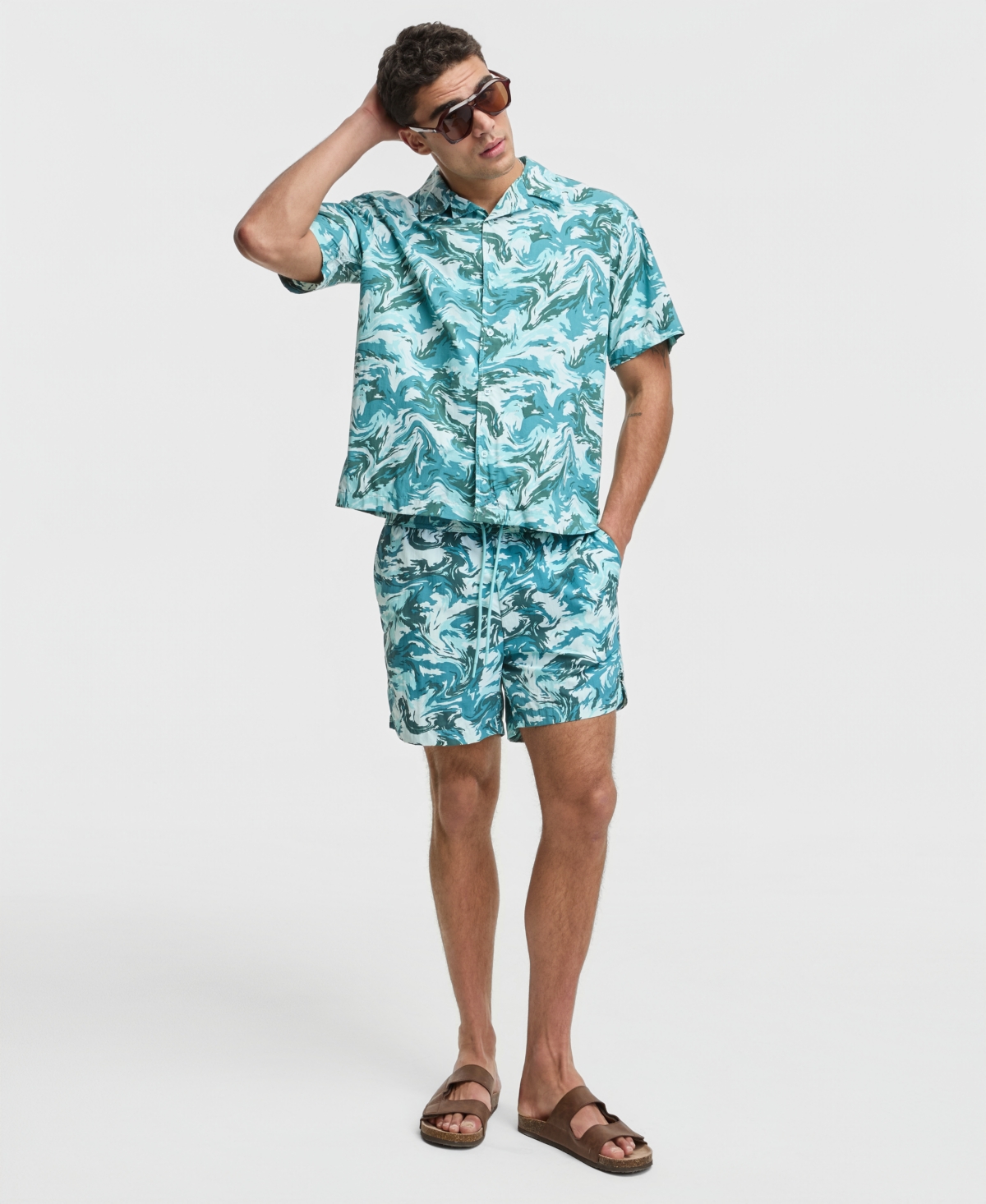 Mode of One Men's Liquid Camo 5" Swim Trunks, Macy's Exclusive