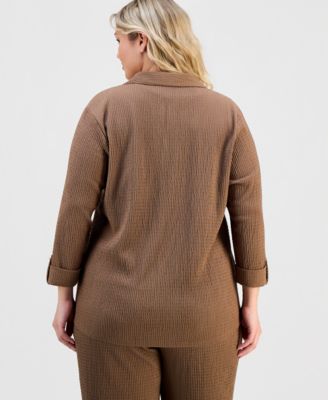Plus Size Collared Textured Top