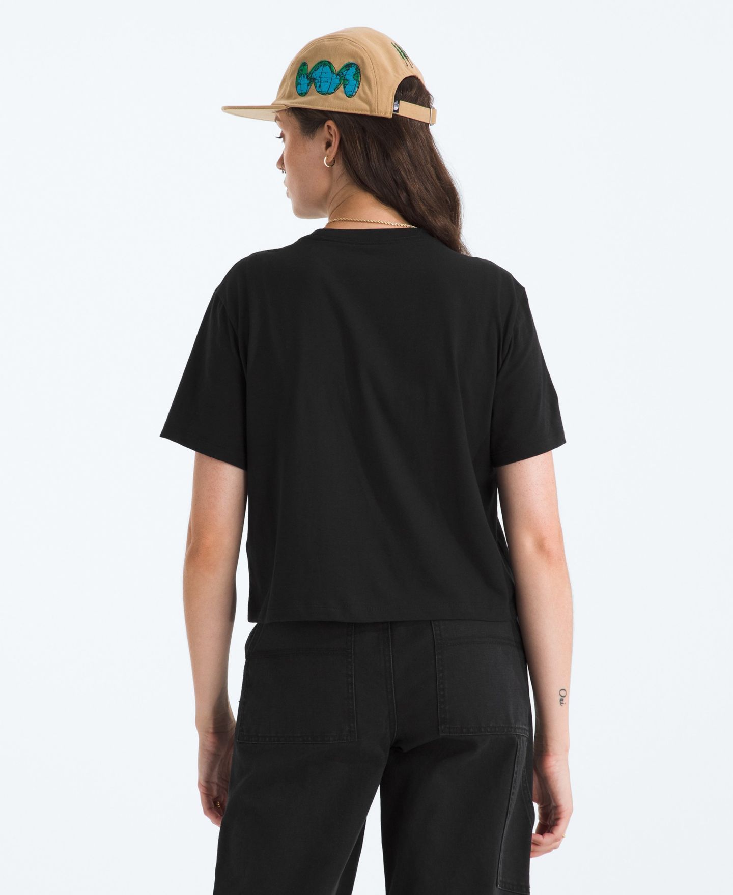 Женская футболка The North Face Evolution Simple Dome Cropped, цвет: Чёрный — фото 3
