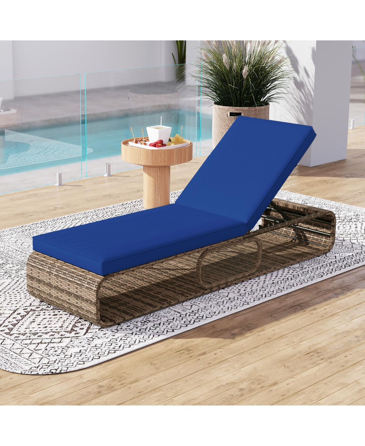7-Position Adjustable Pe Rattan Outdoor Chaise Lounge Chair