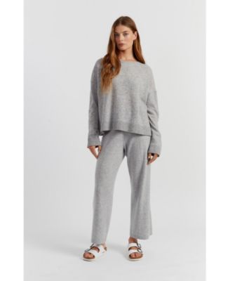 Lightweight Wool-Cashmere Relaxed Sweater