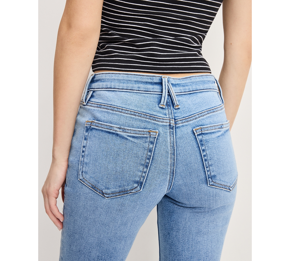 Good American Women's Low Rise Boot Jeans