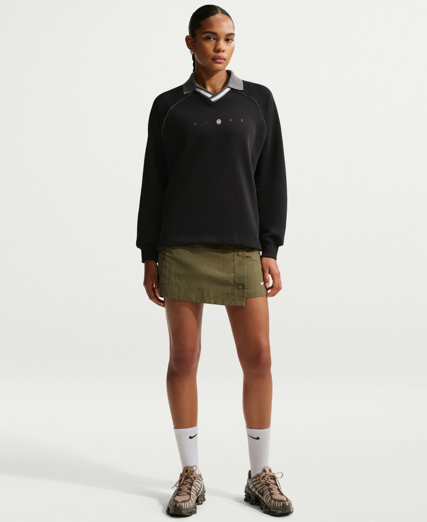 Женский топ Nike Sportswear Phoenix Fleece Graphic Polo Oversized Top, цвет: Чёрный — фото 4