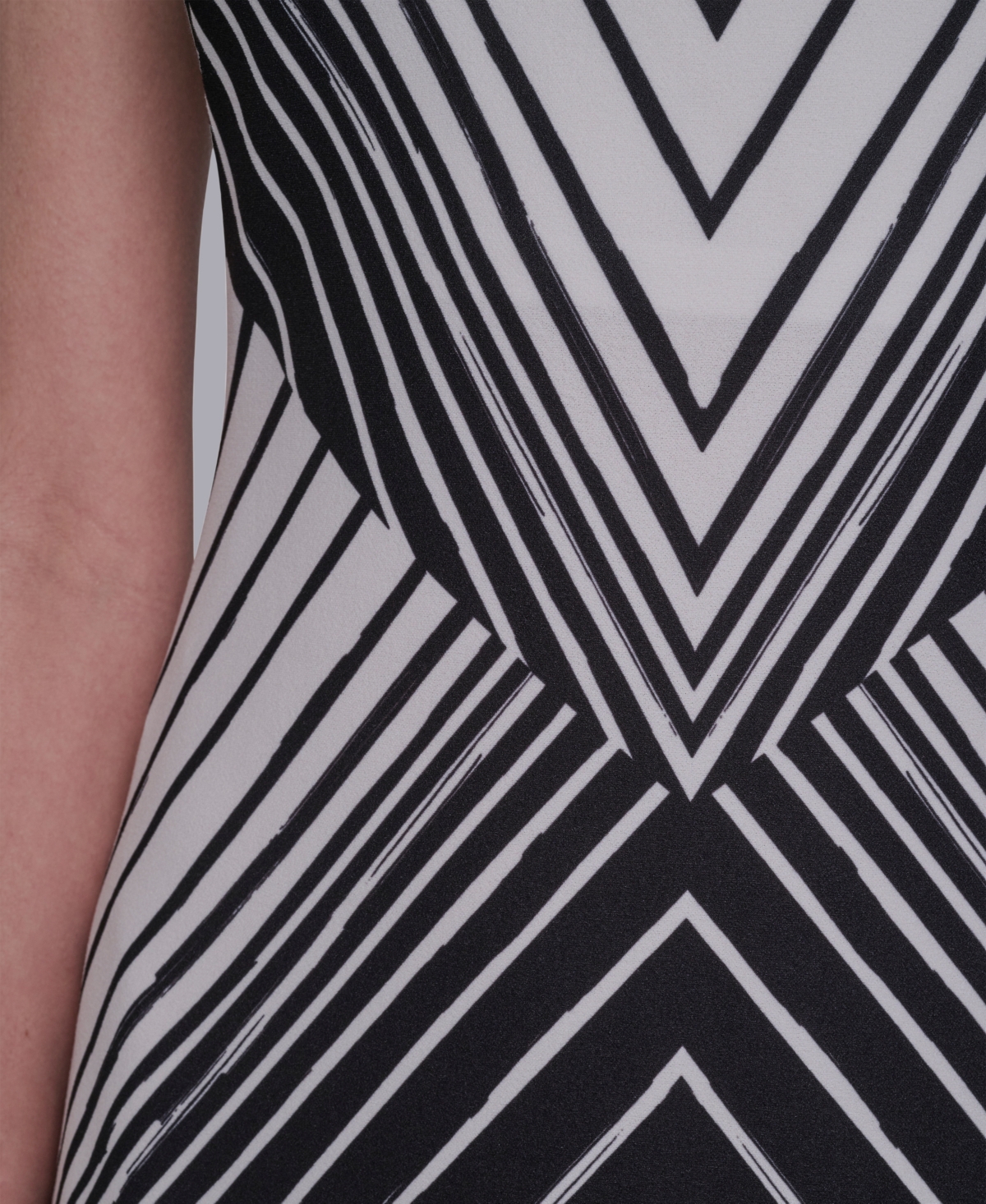 Halston Women's Printed Sleeveless Midi Dress