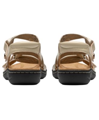 Women's Collection  Laurieann Bell Round Toe Sandals