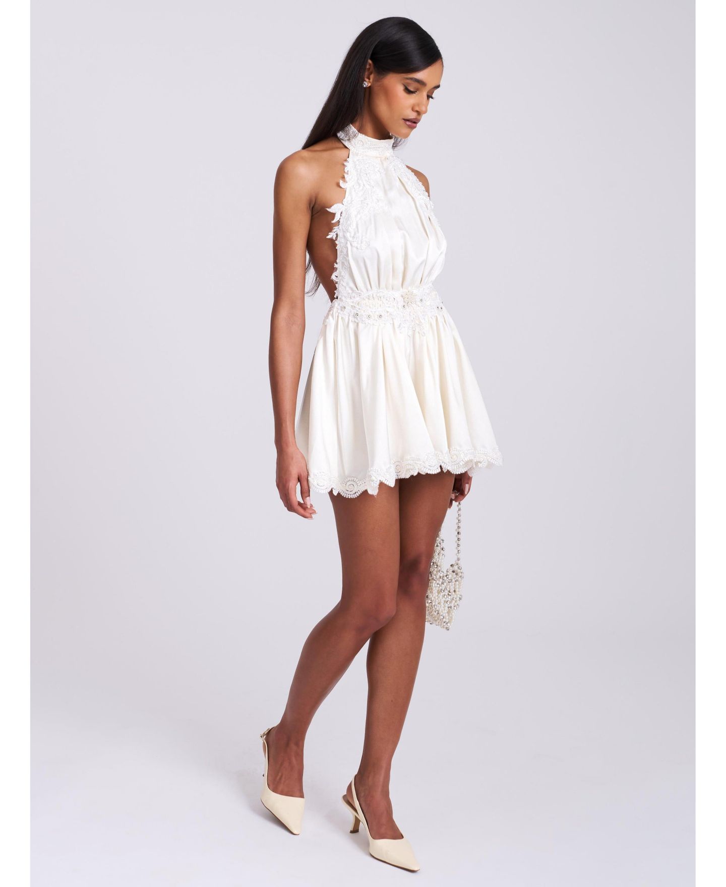 Женское платье Miss Circle Idalia Beaded Lace Trim Backless Halter Mini, цвет: Белый — фото 6