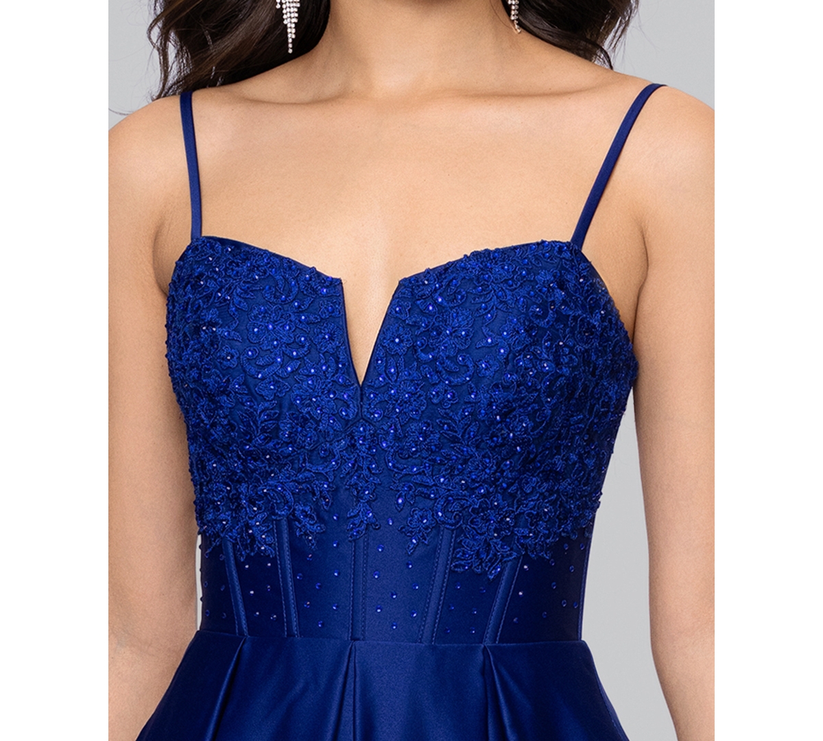 Blondie Nites Juniors' Long Lamour Applique Notch Neck Ball Gown