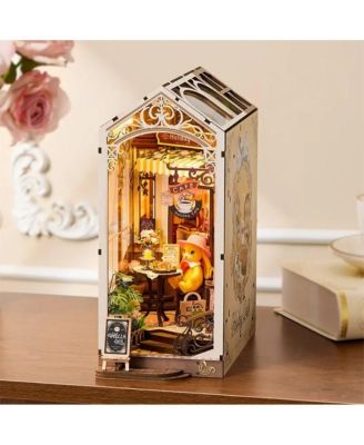 DIY 3D Book Nook Kit: Holiday Cafe 171 pieces