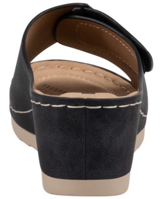 Women's Savina Embellished Round Toe Wedge Sandals