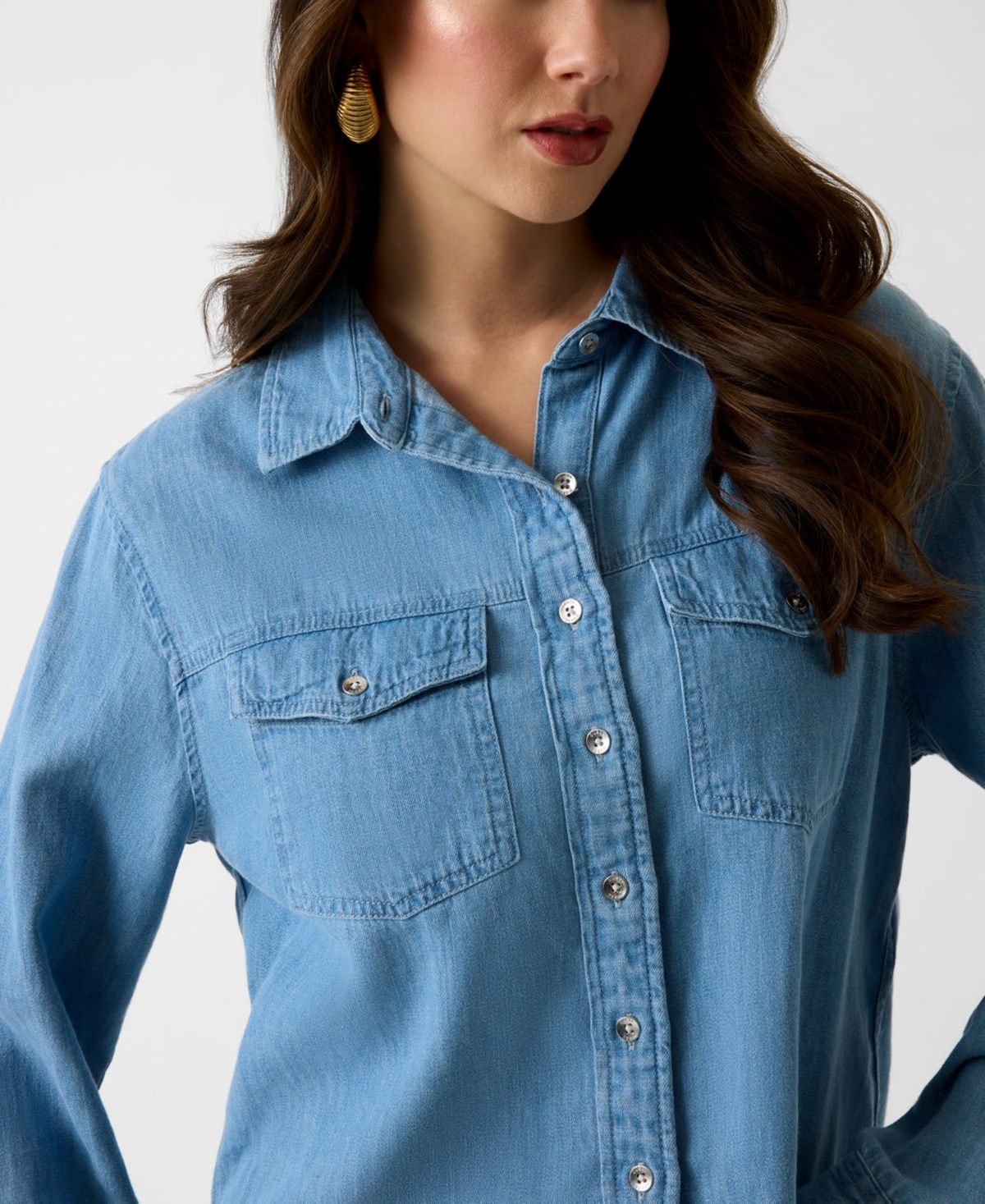 Guess Juniors' Long-Sleeve Collared Denim Shirt