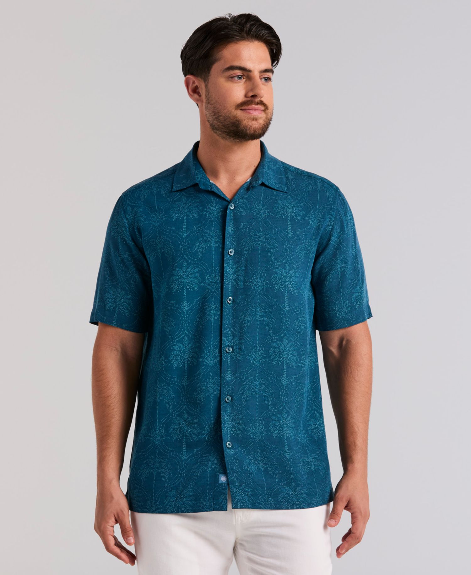 Men's Medallion Palm Print Short-Sleeve Button-Down Shirt