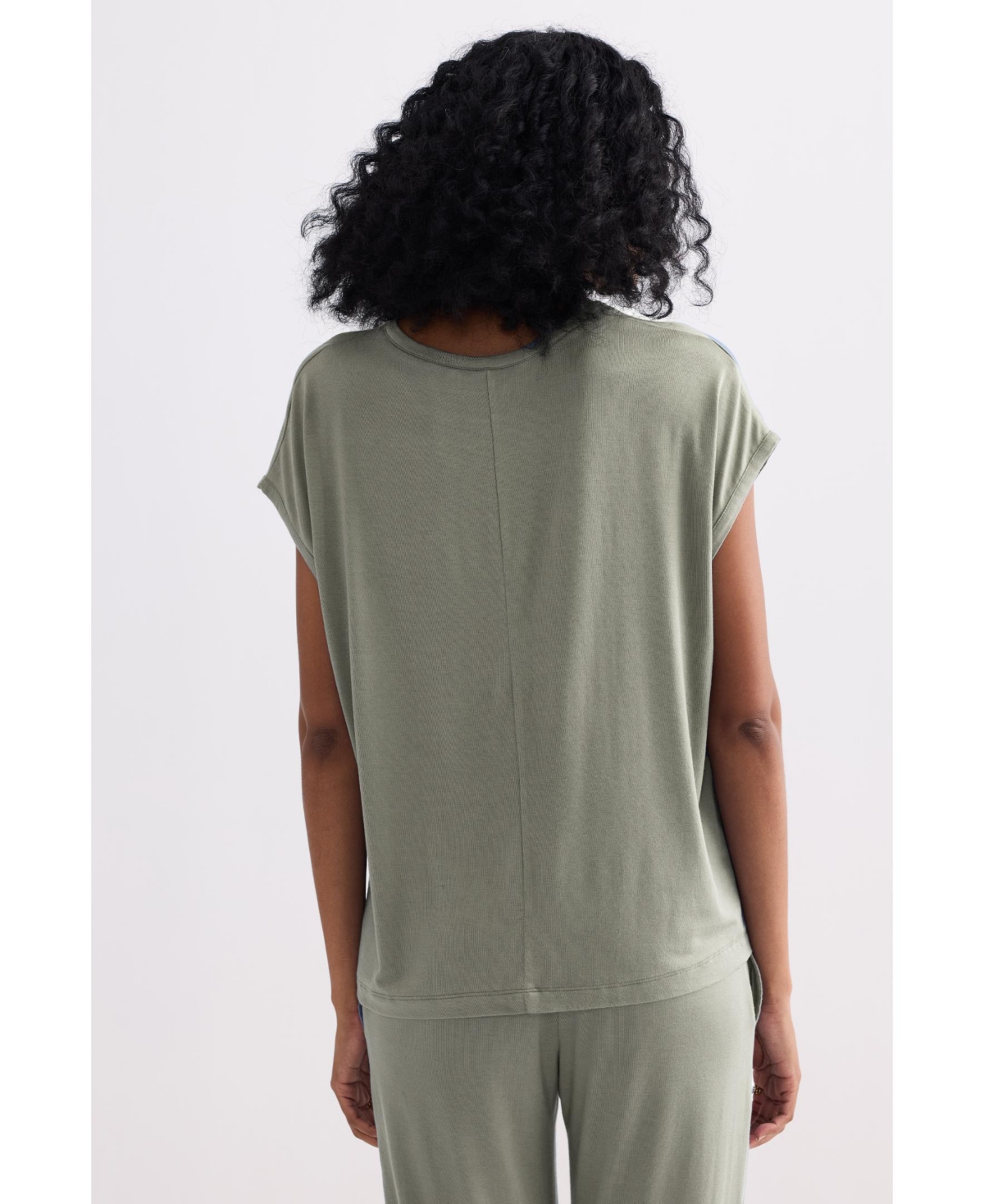 Reistor Women's Relaxed Tee Olive