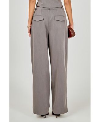 Women's Relaxed Trouser with Pleats.