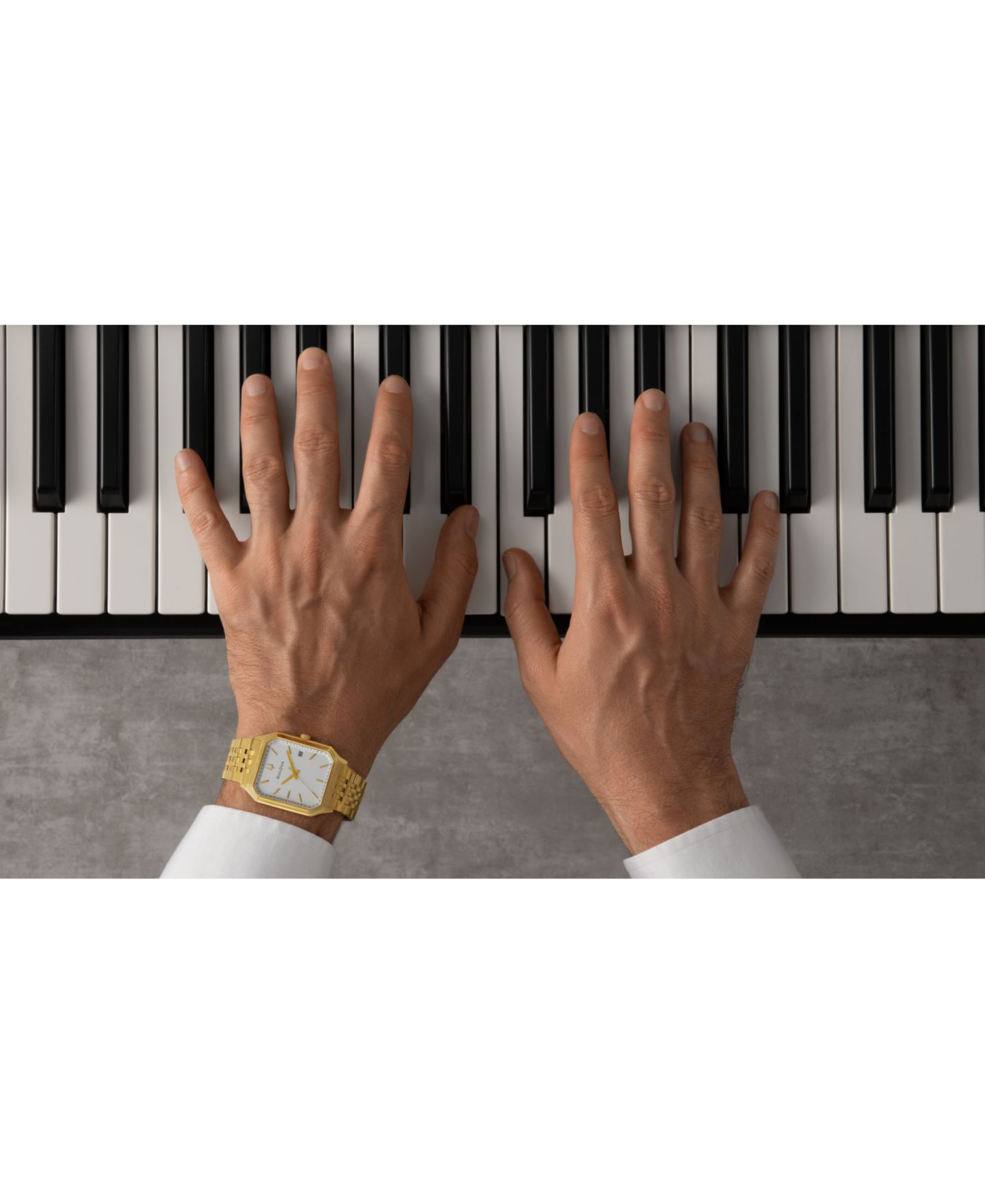 Мужские часы Bulova Special Edition Tony Bennett Classic We are All Here Gold-Tone Bracelet Watch 32mm — фото 4