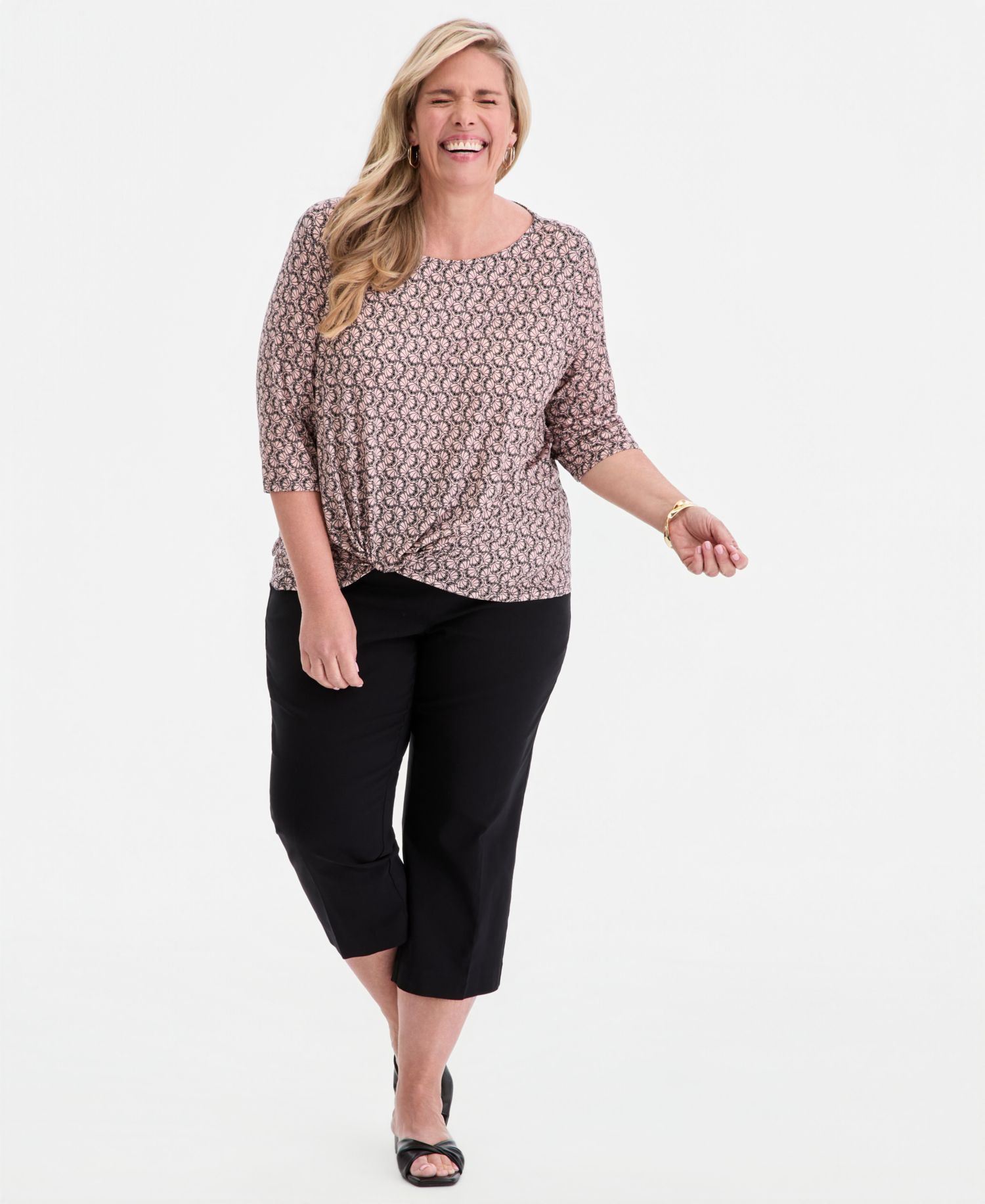 Plus Size Circular Pattern Twisted-Hem Top
