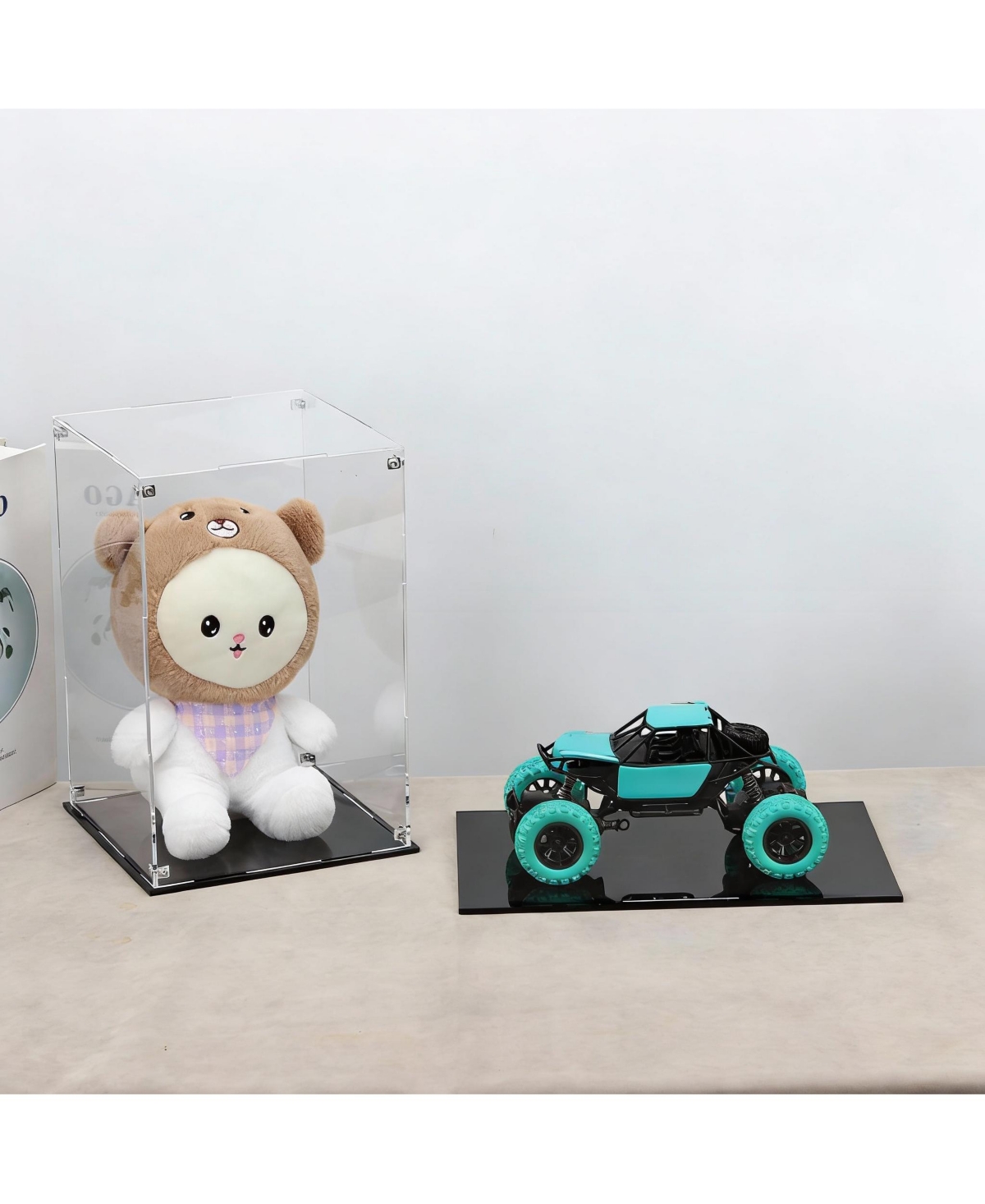 Yigii Clear Acrylic Display Box for Collectibles, Easy Assembly