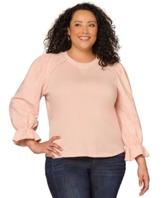 Plus Size Die Cut Embroidered Scoop Neck Top