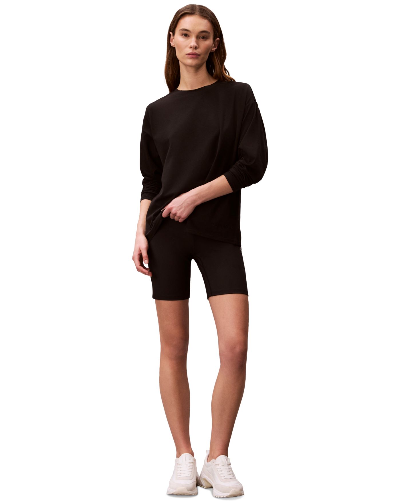 Женская футболка Calvin Klein Performance Classic-Fit Long-Sleeve T-Shirt, цвет: Чёрный — фото 2