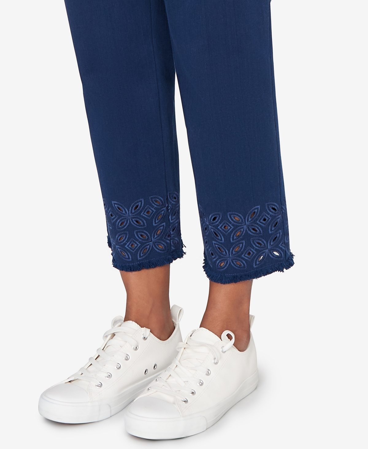Alfred Dunner Petite Mykonos Geometric Embroidered Super Stretch Denim Ankle Pants