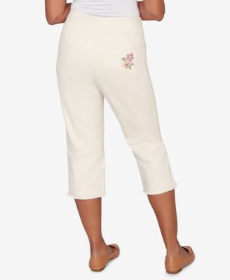 Petite Beachcomber Floral Cross Stitch Super Stretch Denim Capri