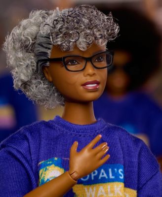 Signature Inspiring Women Opal Lee Collectible Doll