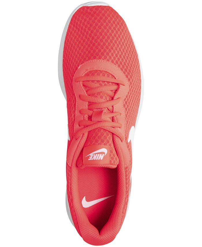 finish line nike tanjun