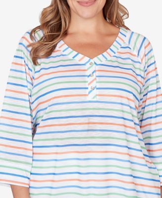 Plus Size Printed 3/4 Sleeve Henley Blouson Top