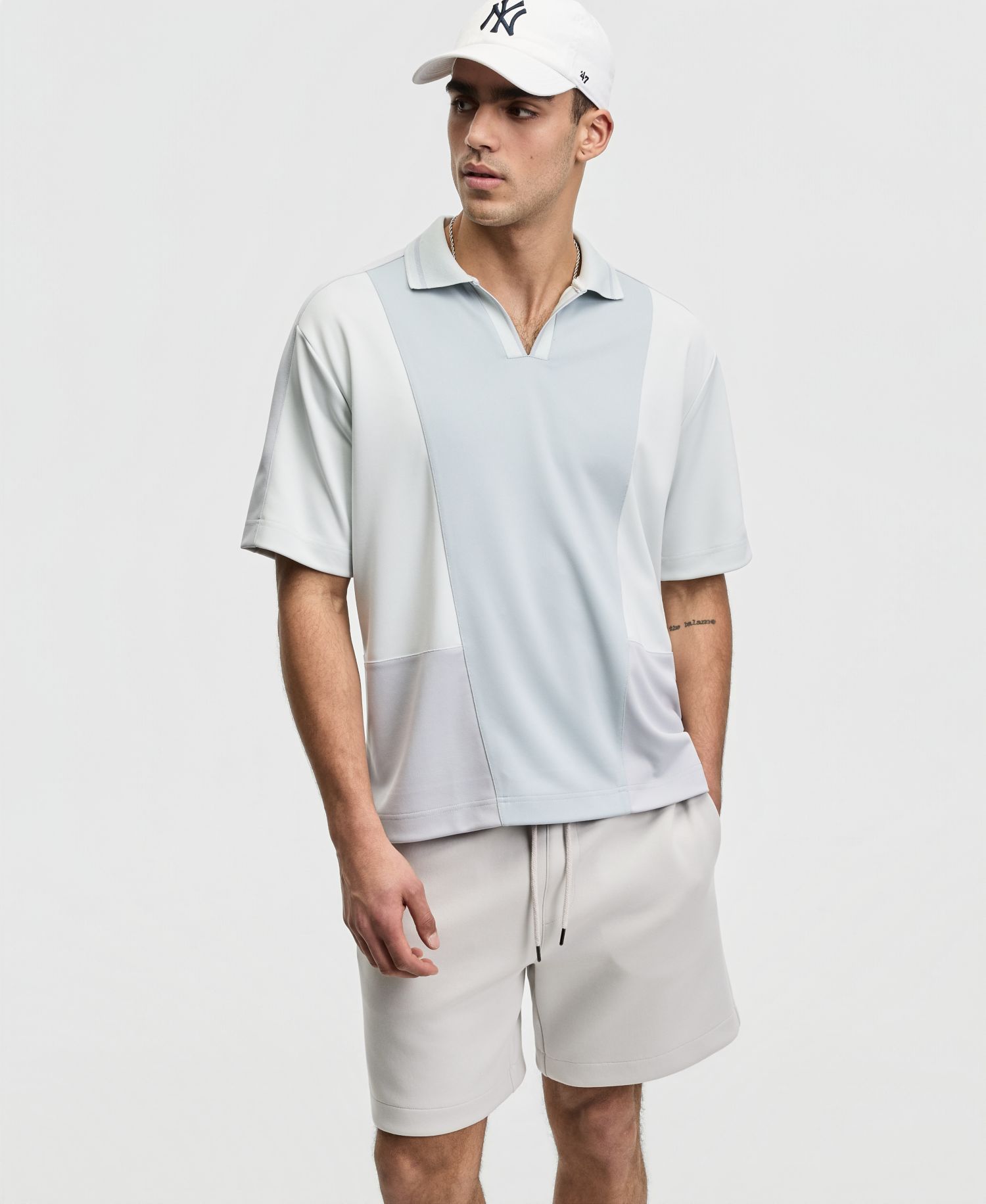 Men's Relaxed-Fit Spliced Polo Shirt