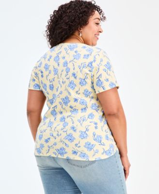 Plus Size Short-Sleeve Henley Top