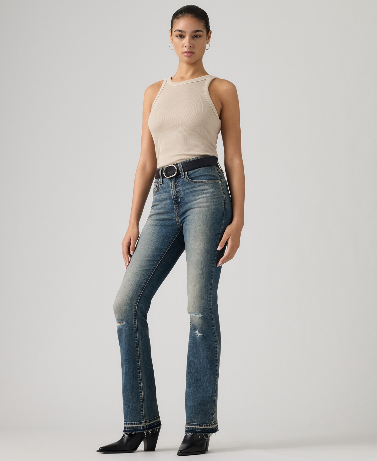 Levi's Women's 725 High-Rise Kick Boot Jeans