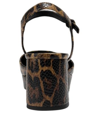 Women's Senna Square Toe Platform Pumps