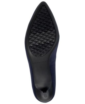 Women's Elil Slip-On Pumps