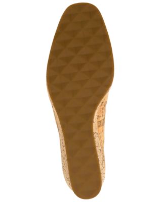 Women's Roma Slip-On Wedge Pumps