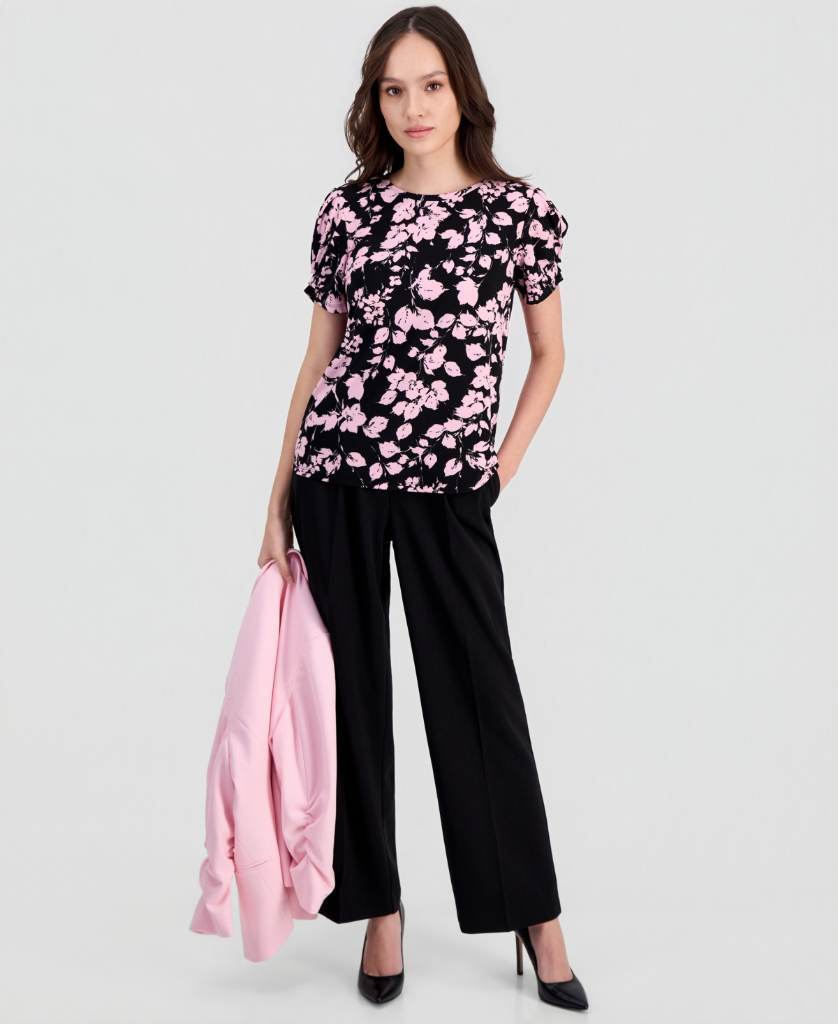 Anne Klein Essentials Petite Floral-Print Gathered-Sleeve Top