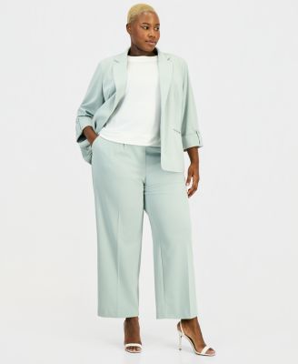 NOTCH COLLAR KISSING FRO and PULL-ON HIGH RISE FAUX F