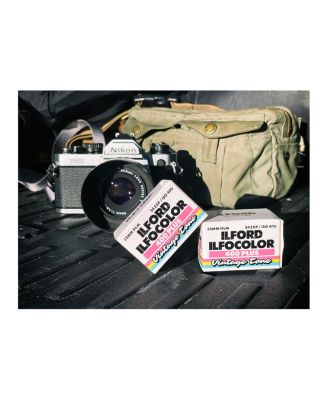 ILFOCOLOR 400 Plus 35mm Vintage Tone Color Film, ISO 400, 5-Pack with Camera Bag