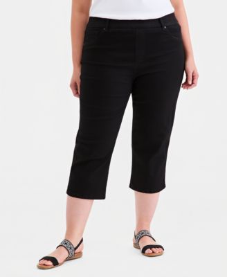 Plus Size High-Rise Shaping Capri Pants