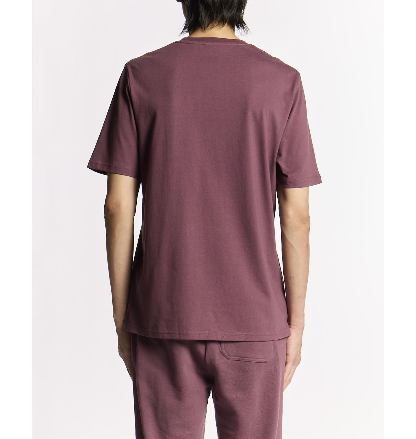 Мужская футболка Lyle & Scott Script Long Sleeve, цвет: Тёмно-бордовый — фото 8