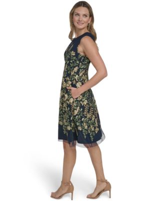 Petite Sleeveless Jewel Neck Midi Dress