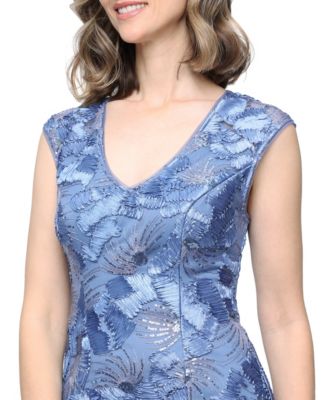 Women's Sleeveless V-Neck Soutache Ball Gown