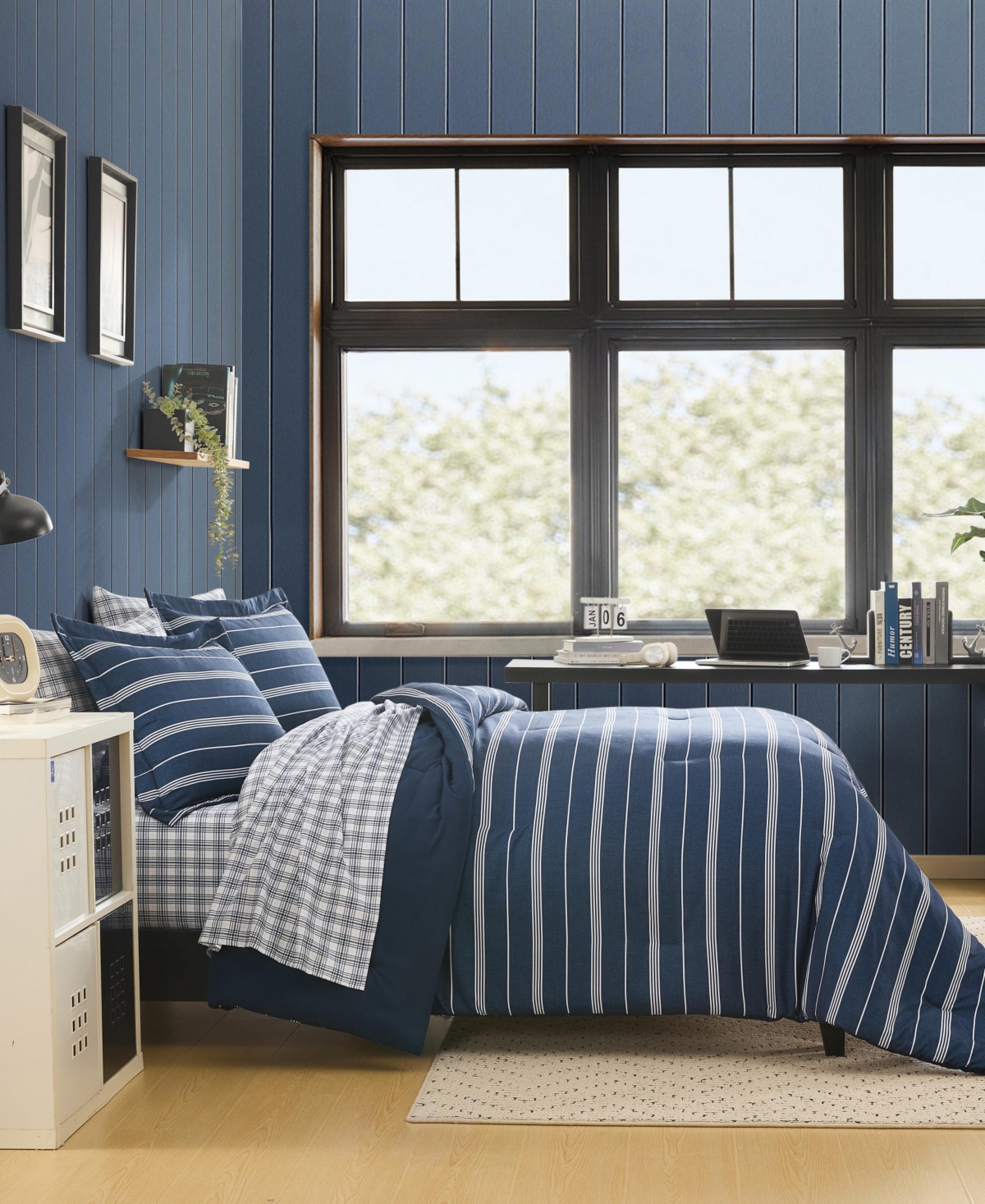 Nautica Mariners Line Reversible 7-Pc. Comforter Set