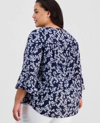 Plus Size Printed Y-Neck 3/4-Sleeve Top